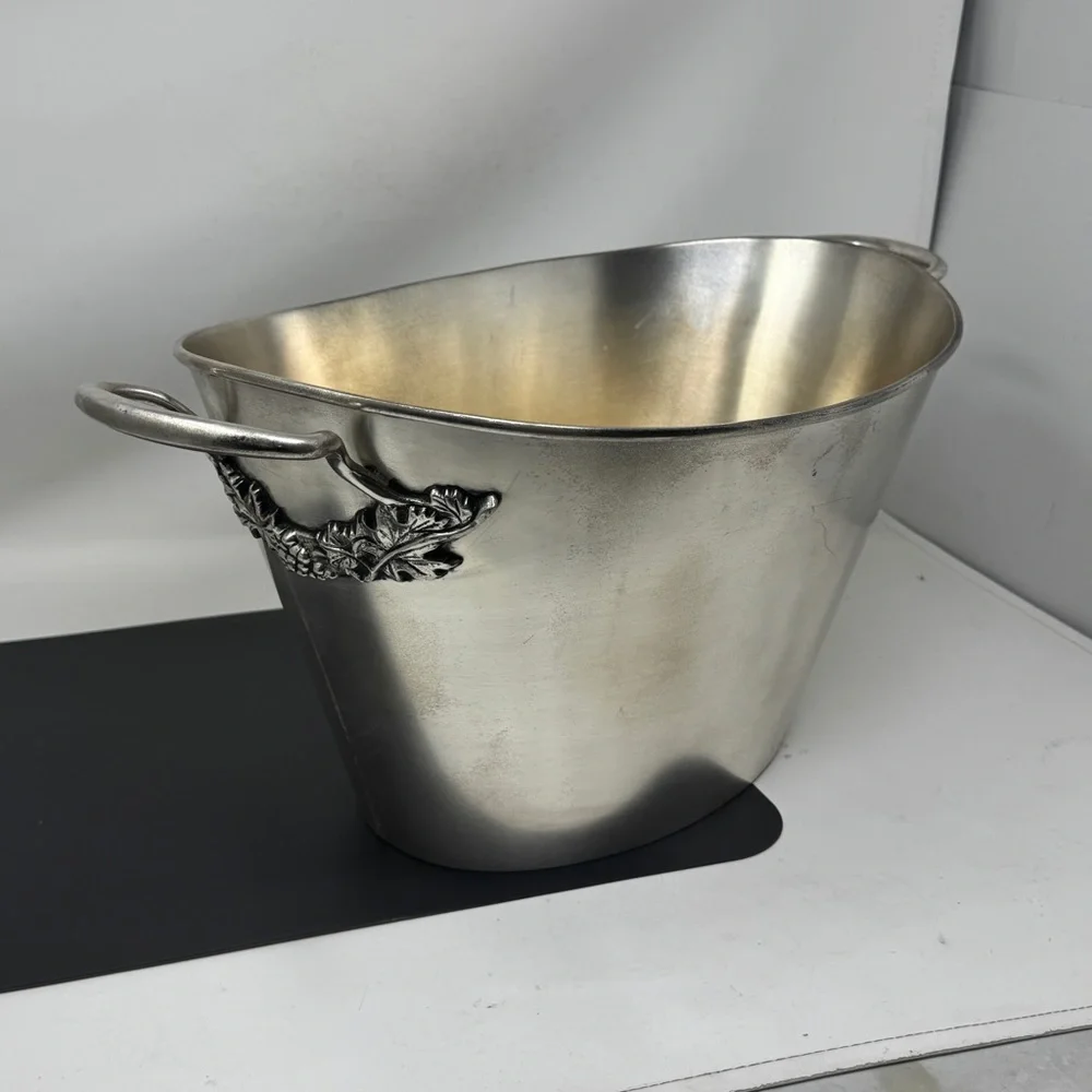Vintage Pottery Barn Vineyard Collection Oval Party wine on Ice party Bucket big